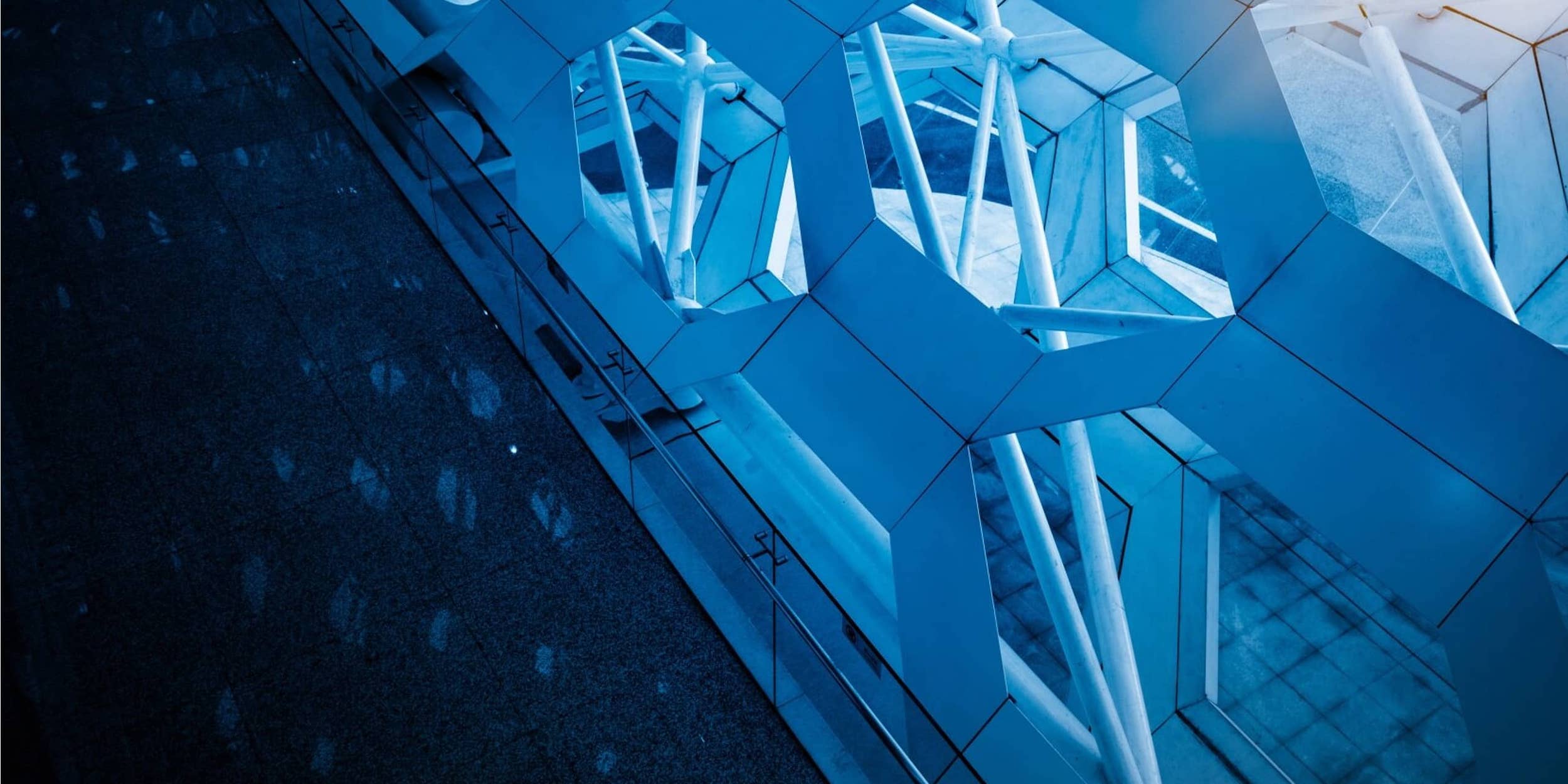 Fintech-Project Synergo - full service web & mobile solutions team.